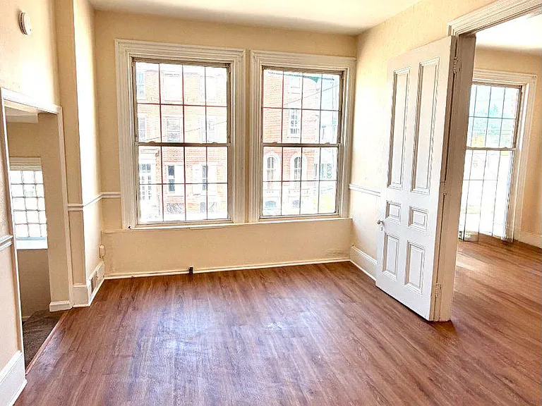 84 Market St — Photo 3