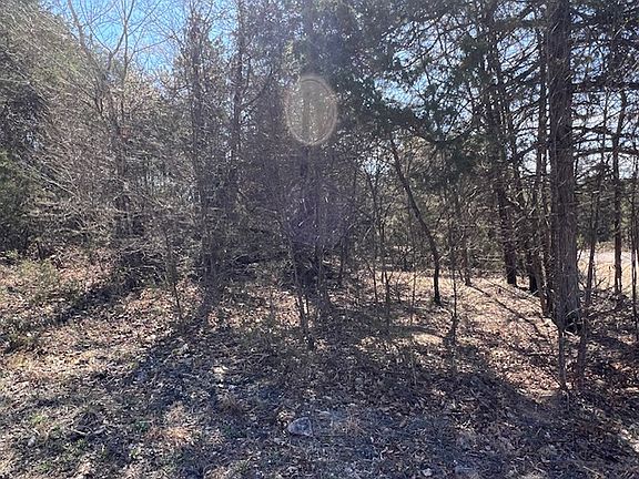 2nd image of 24 Arapahoe Dr #1
