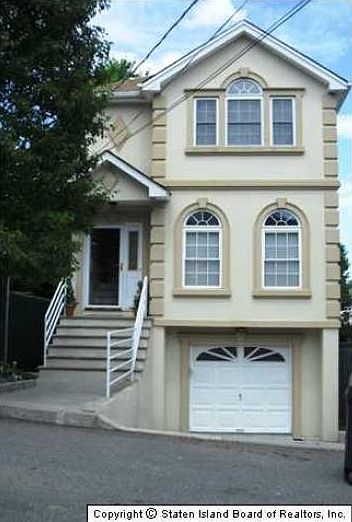 1st image of 17 Orchard Ave