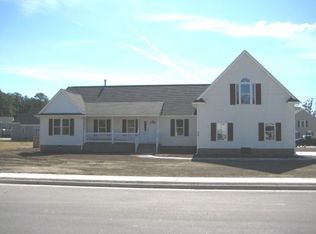 39 Ashe Meadows Dr, Hampton, VA 23664