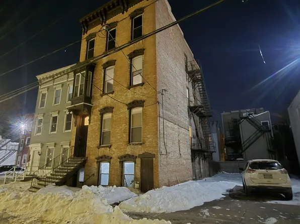 338 Washington Ave #4, Albany, NY 12203