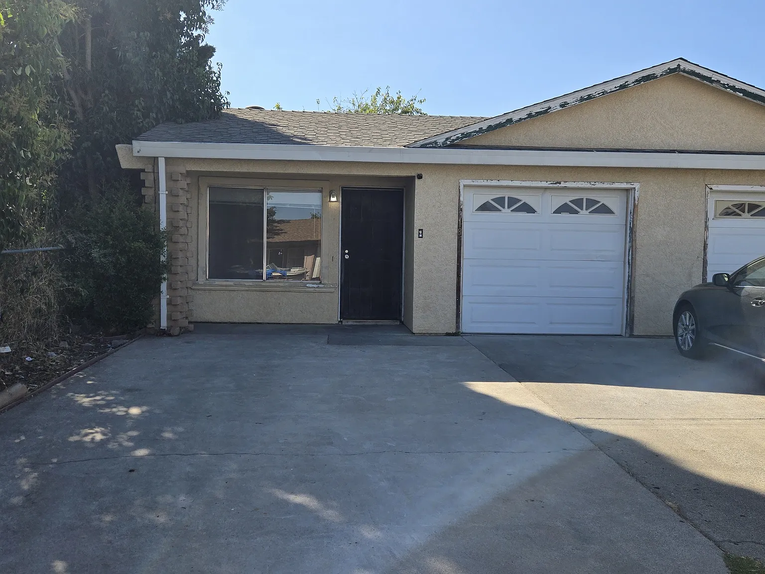 2 bed, 950 sqft, $1,800 — Photo 1