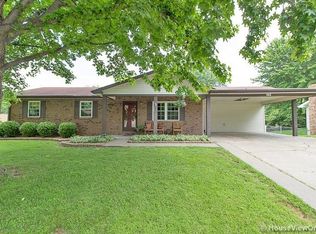 630 Red Bud Cir, Cape Girardeau, MO 63701