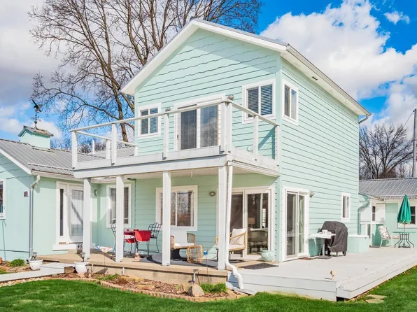 45 Lynn St, Hebron, OH 43025