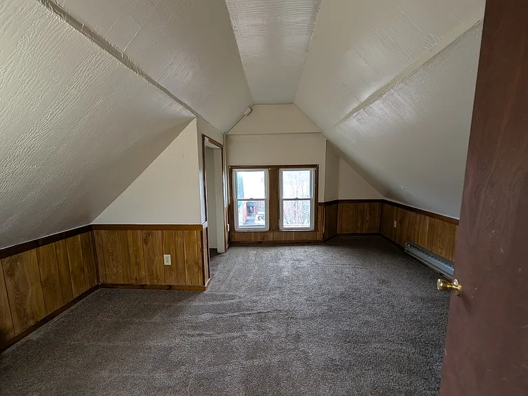 564 Carroll St — Photo 27
