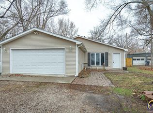13918 Railroad St, Perry, KS 66073