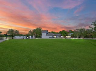 422 China St, Center Pt, TX 78010