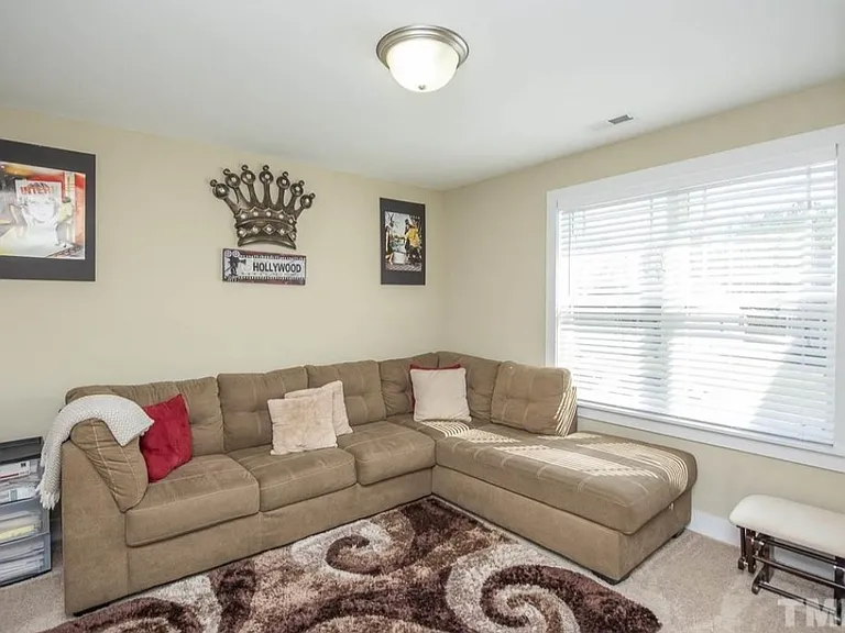 71 Wood Green Dr — Photo 21