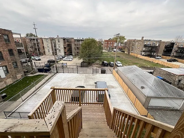 5722-24 S King Dr W — Photo 15