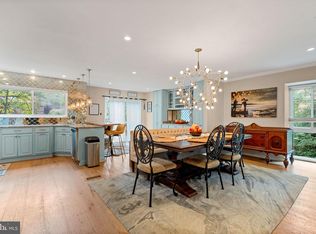 2012 Swans Neck Way, Reston, VA 20191