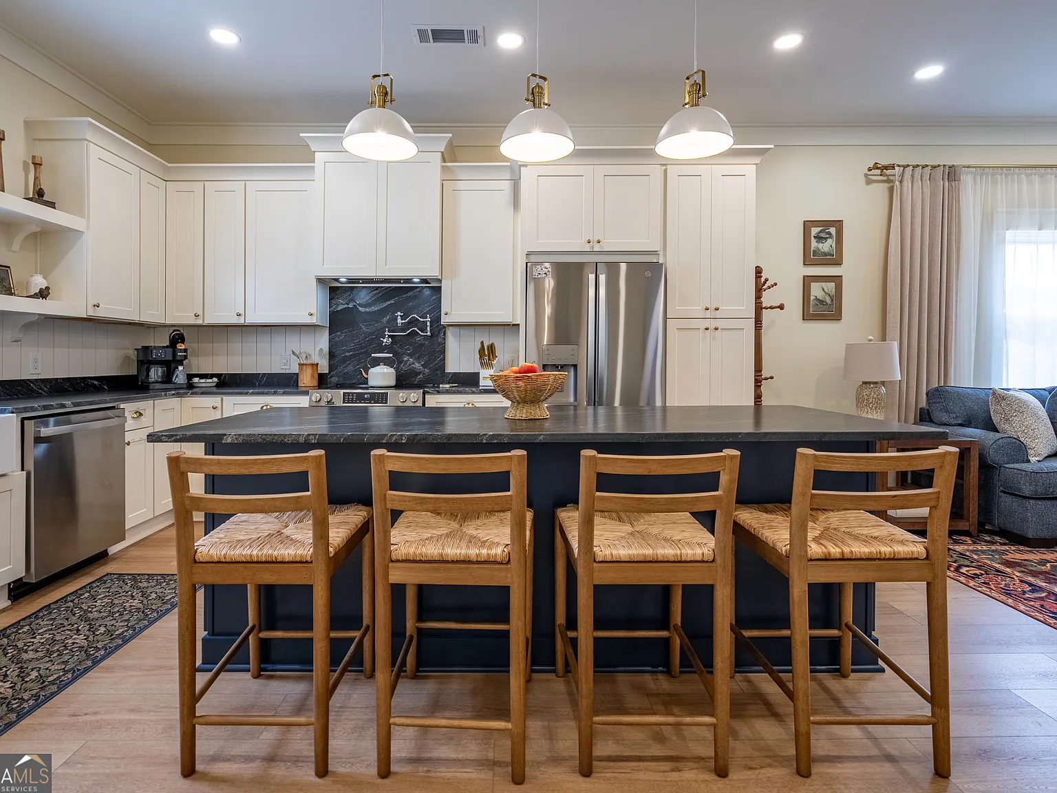 2 bed, 2.0 bath, $3,501 — Photo 2