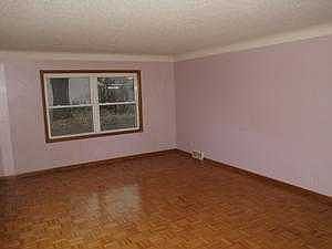 2nd image of 141 Bluwood Ave