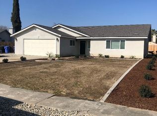 1380 Cornell Pl, Hanford, CA 93230