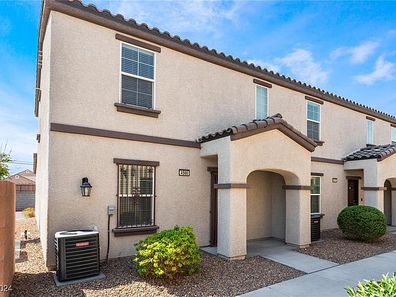 3rd image of 4566 Limekin Cir