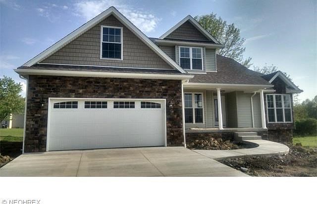 1st image of 200 Cross Creek Dr NW