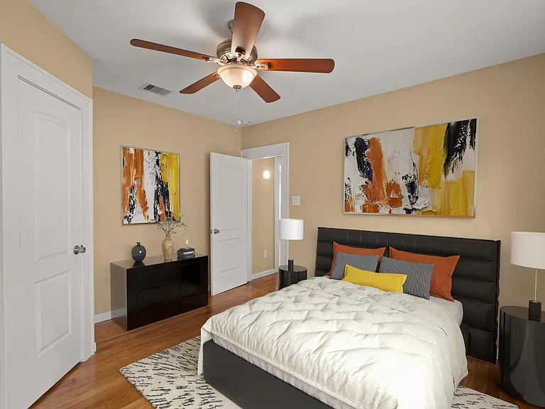 502 Dell Ct — Photo 10