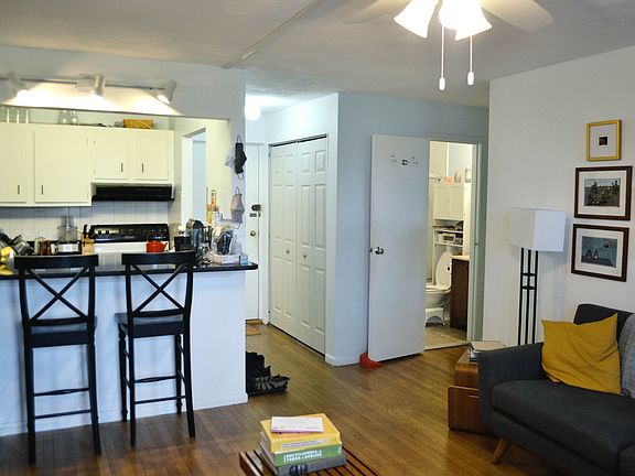 4th image of 1643 Cambridge St APT 66
