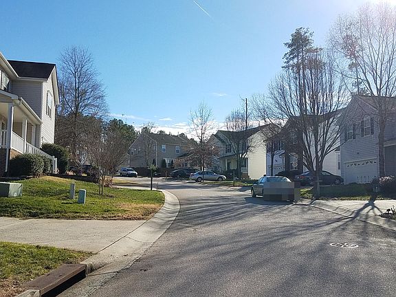 5th image of 6512 Loganbury Ln