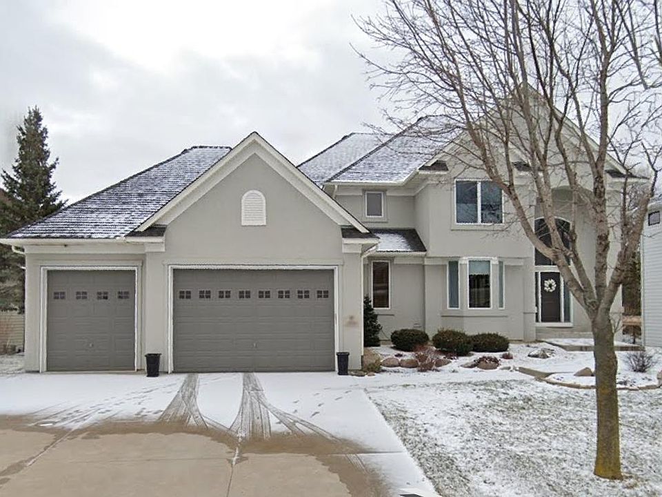 1st image of 2800 Aspen Lake Dr NE