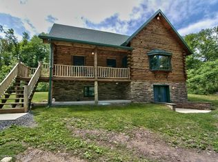 61 Bowens Rd, Spring Brook Township, PA 18444