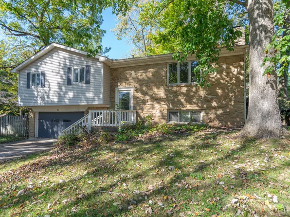 15 Northview Dr, Danville, IN 46122