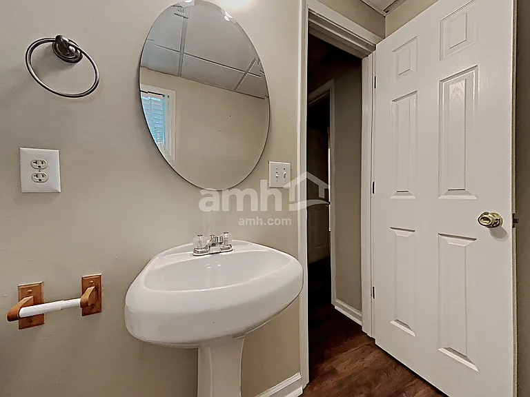 2687 McGuire Dr NW — Photo 16