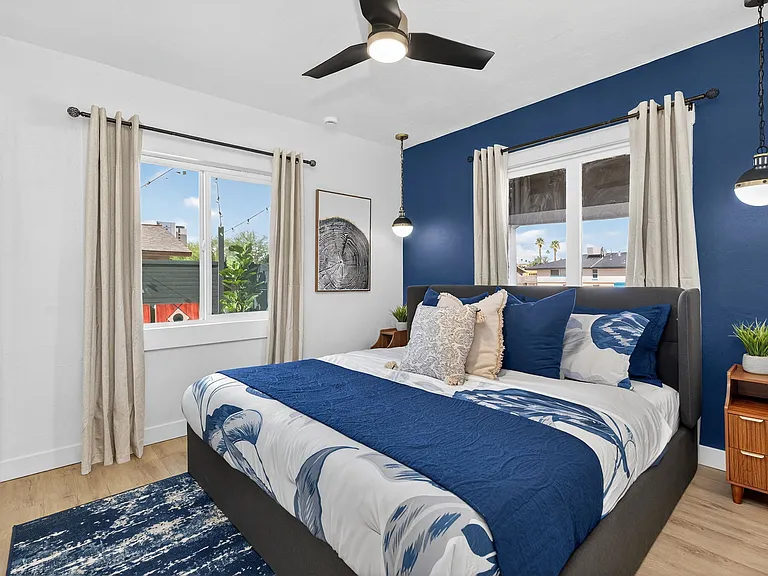 1341 E Willetta St #A — Photo 3