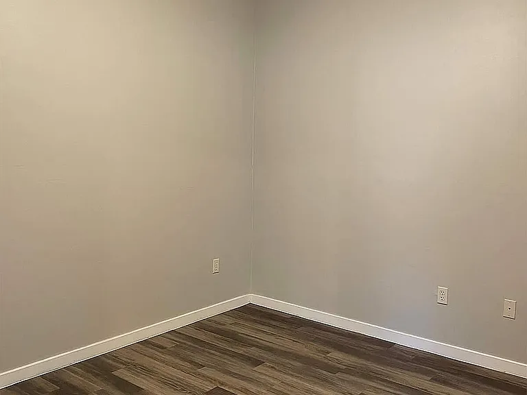 3 Bed 3 Bath