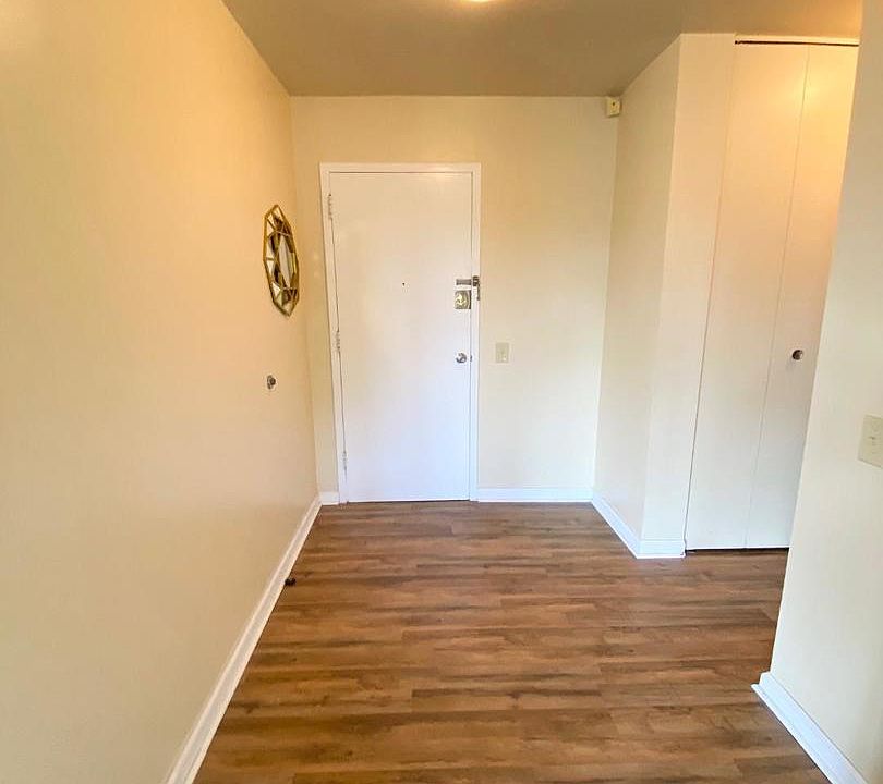 1st image of 4850 S Lake Park Ave APT 603