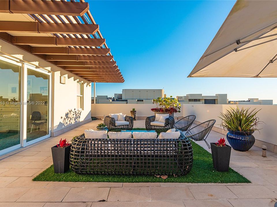 2006sf private Garden Terrace w/access from Living area/MasterBd/3rdbd_625BiltmoreWay-PHA-CoralGables