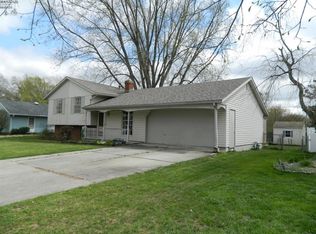 116 E Drew Ln, Clyde, OH 43410