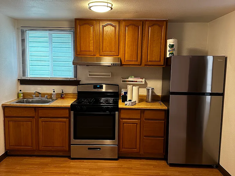 280 Faxon Ave — Photo 9