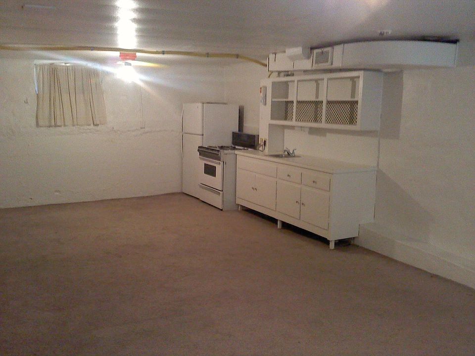 1st image of 333 S 8th St APT 1