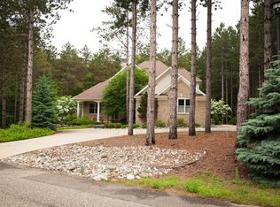 7176 Sanctuary Dr, Jackson, MI 49201