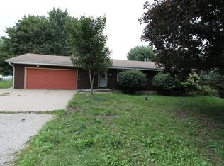 8213 Wheatland Rd, Burlington, WI 53105