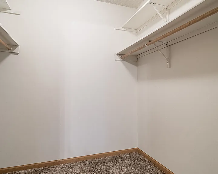 Northbrook Apartments — Photo 184