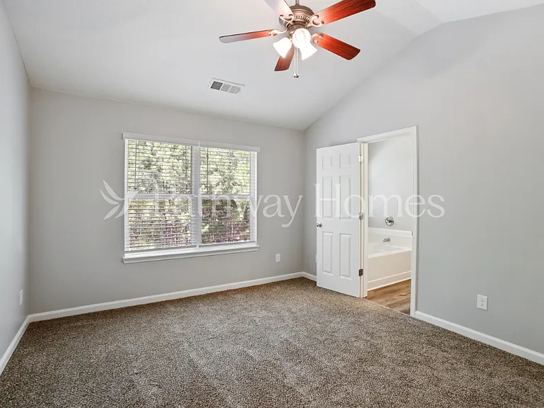 9461 Lakeview Rd — Photo 12