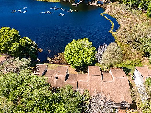 4th image of 2227 Fletchers Point Cir