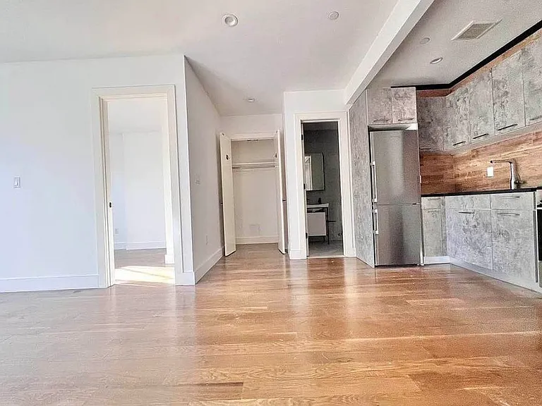 826 Saint Johns Pl #3B — Photo 5