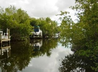 1290 Venetian Way, Naples, FL 34110