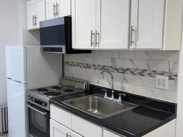 32-40 44th Street image 1 of 10