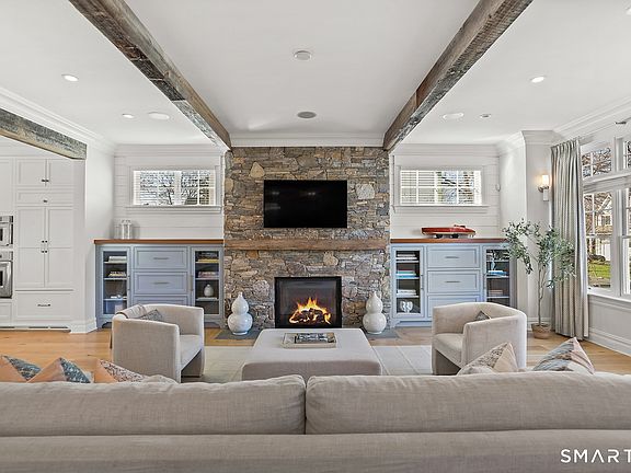 4th image of 550 Penfield Road