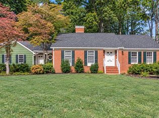 1236 Huntingdon Rd, Winston Salem, NC 27104