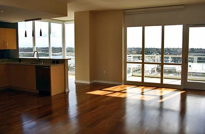 Floor to Ceiling Windows