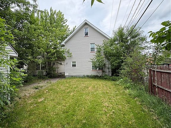 5th image of 13010 Parkhill Ave