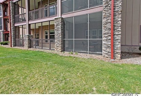2nd image of 1650 Country Club Dr Unit C102