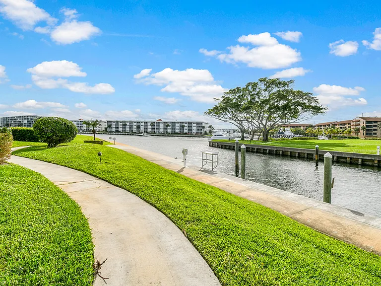 1117 Marine Way E #K2-L — Photo 51