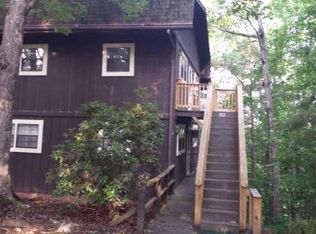 102 Manor Dr, Hayesville, NC 28904