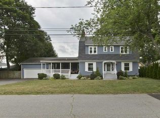 40 Vaughn Ave, Warwick, RI 02886