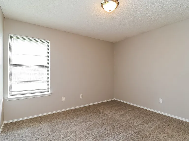 6929 Egan Way — Photo 12